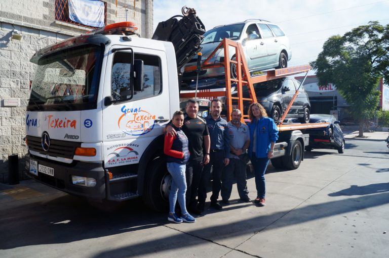 El equipo organizador del Campeonato Extremo 4×4 de Andalucía visita las instalaciones de Autodesguace CAT La Mina y Grúas Texeira