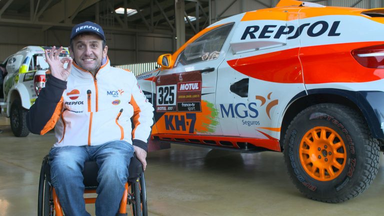 El prototipo BV6 del Repsol Rally con el que Isidre Esteve correrá el Dakar ya está camino de Arabia Saudí