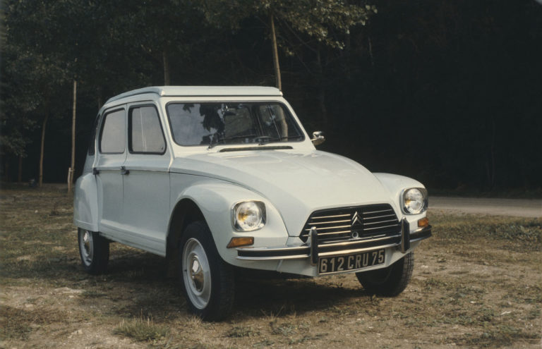 Repasamos la historia de Citroën en nuestro país, desde el modelo AZU de 1958, hasta la C15 que dejó de fabricarse en 2005