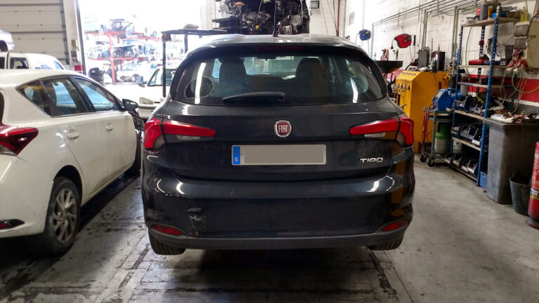 Fiat Tipo en Autodesguace CAT La Mina.