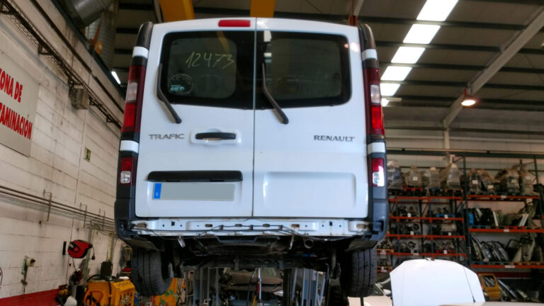 Renault Trafic en Autodesguace CAT La Mina.