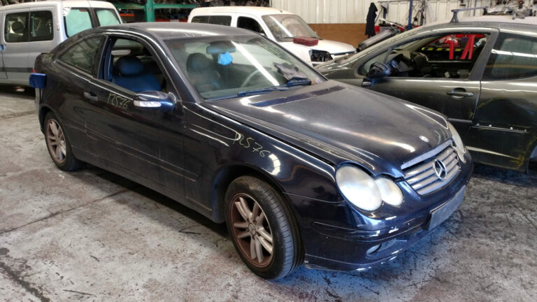 Mercedes Clase C Coupé en Autodesguace CAT La Mina.