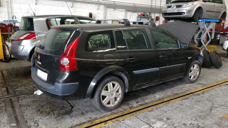 Renault Megane Tourer en Autodesguace CAT La Mina.