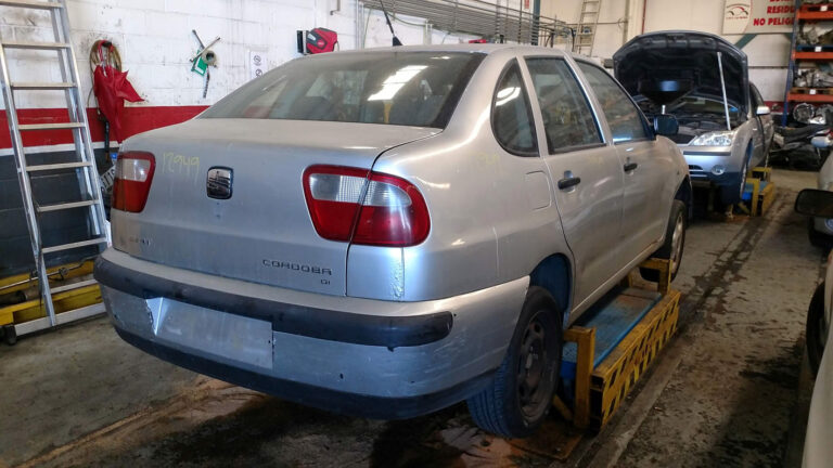 Seat Córdoba en Autodesguace CAT La Mina.