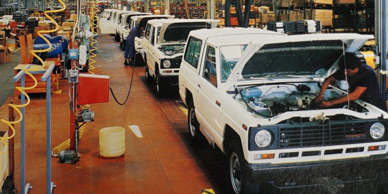 Nissan Patrol, un referente en el mundo del todoterreno que más de 30 años después sigue vigente en el sector agrícola, industrial, y en el mundo de la competición