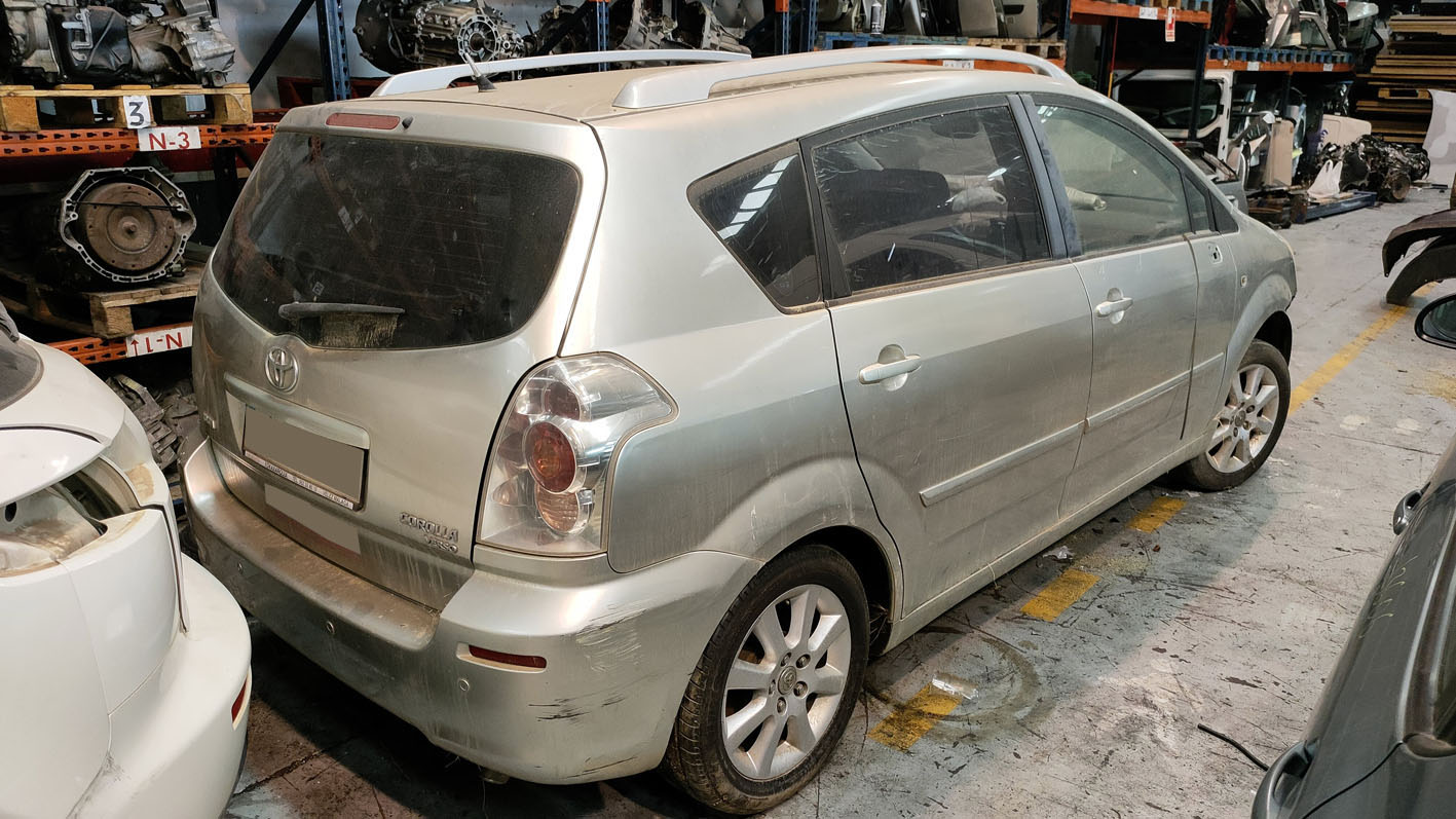 Toyota Corolla Verso en Autodesguace CAT La Mina.