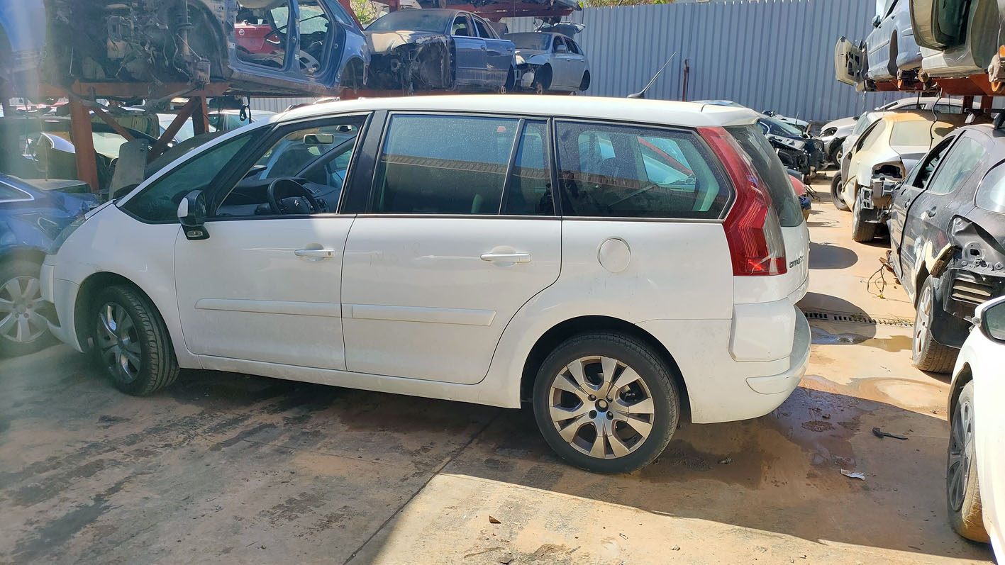 Citroën C4 Grand Picasso en Autodesguace CAT La Mina.