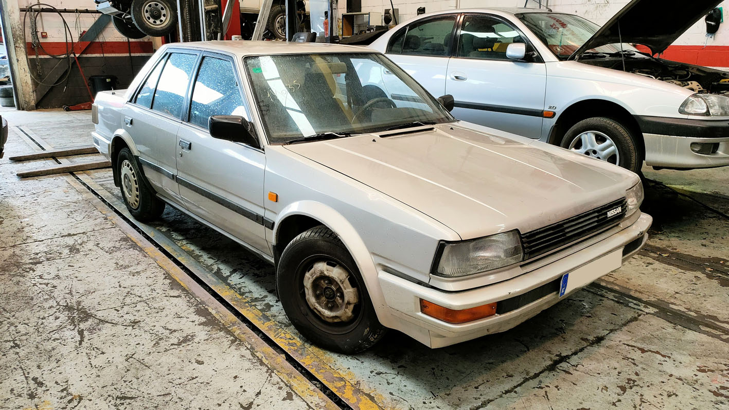 Nissan Bluebird en Autodesguace CAT La Mina.