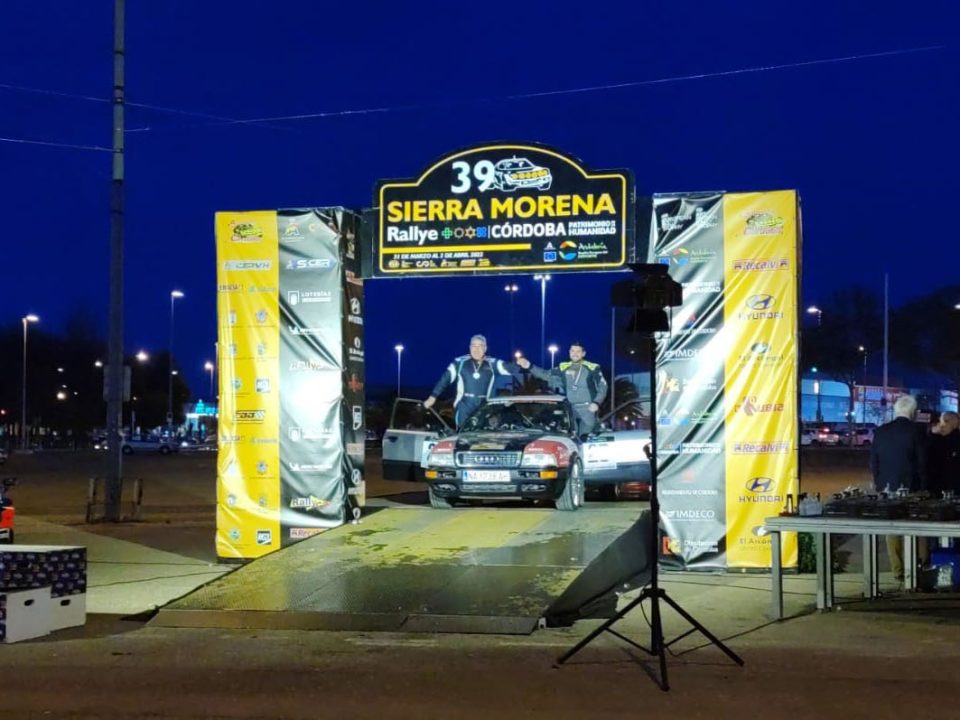 Equipo Team Salru en el podio en el 39 Rally Sierra Morena.