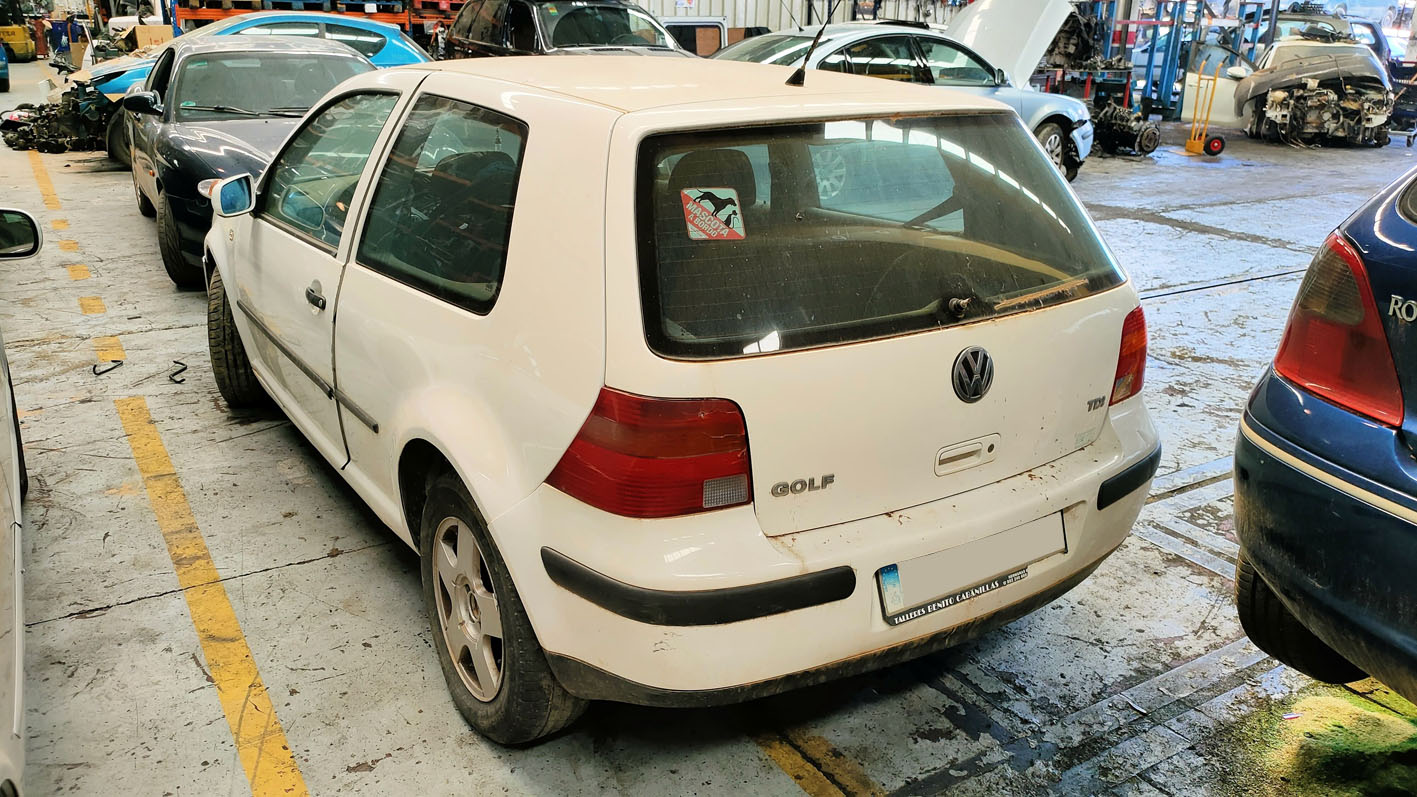 Volkswagen Golf TDi en Autodesguace CAT La Mina.