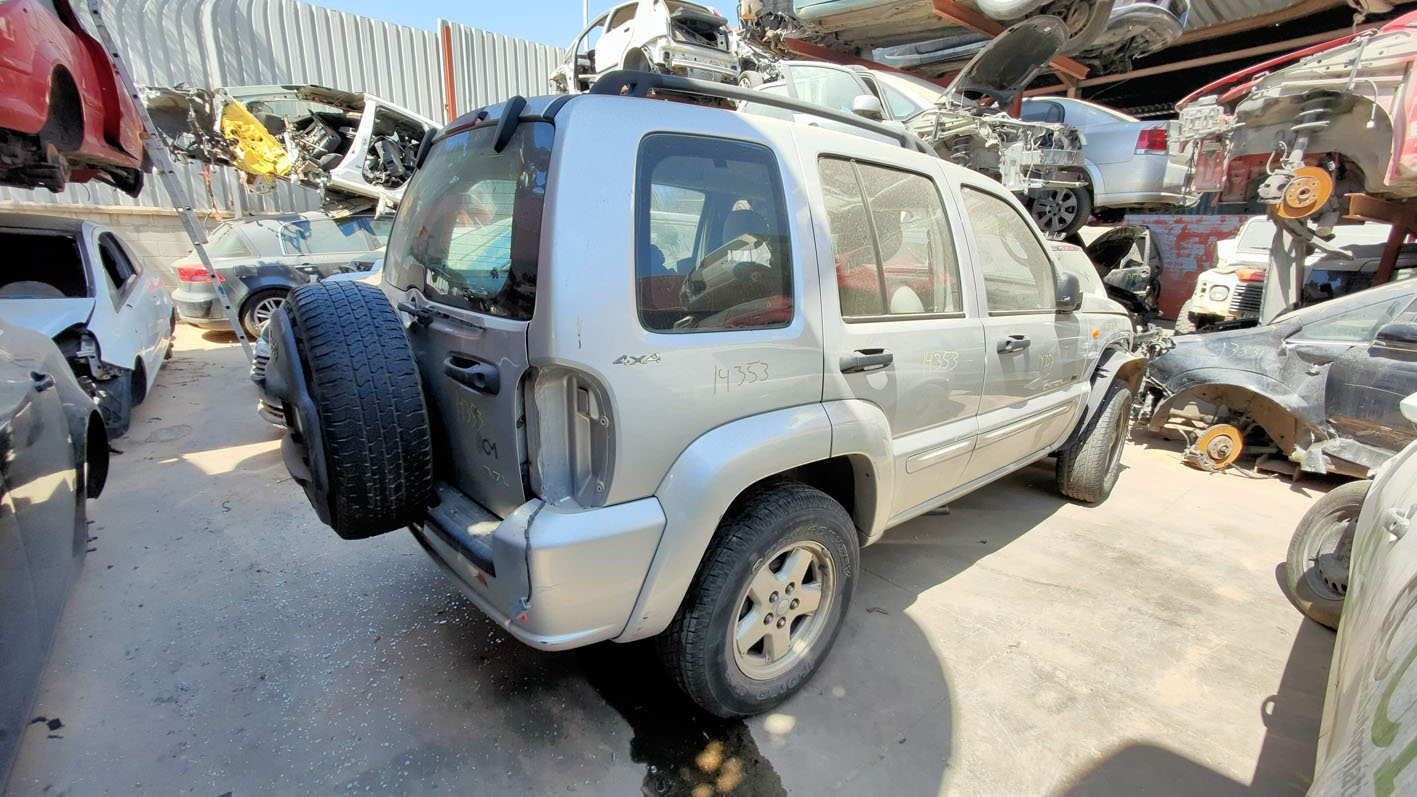 Jeep Cherokee 3.7 V6 en Autodesguace CAT La MIna.