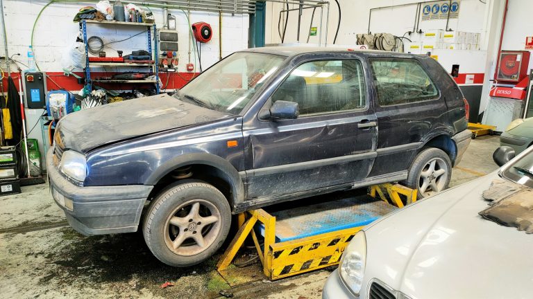 Volkswagen Golf en Autodesguace CAT La Mina.