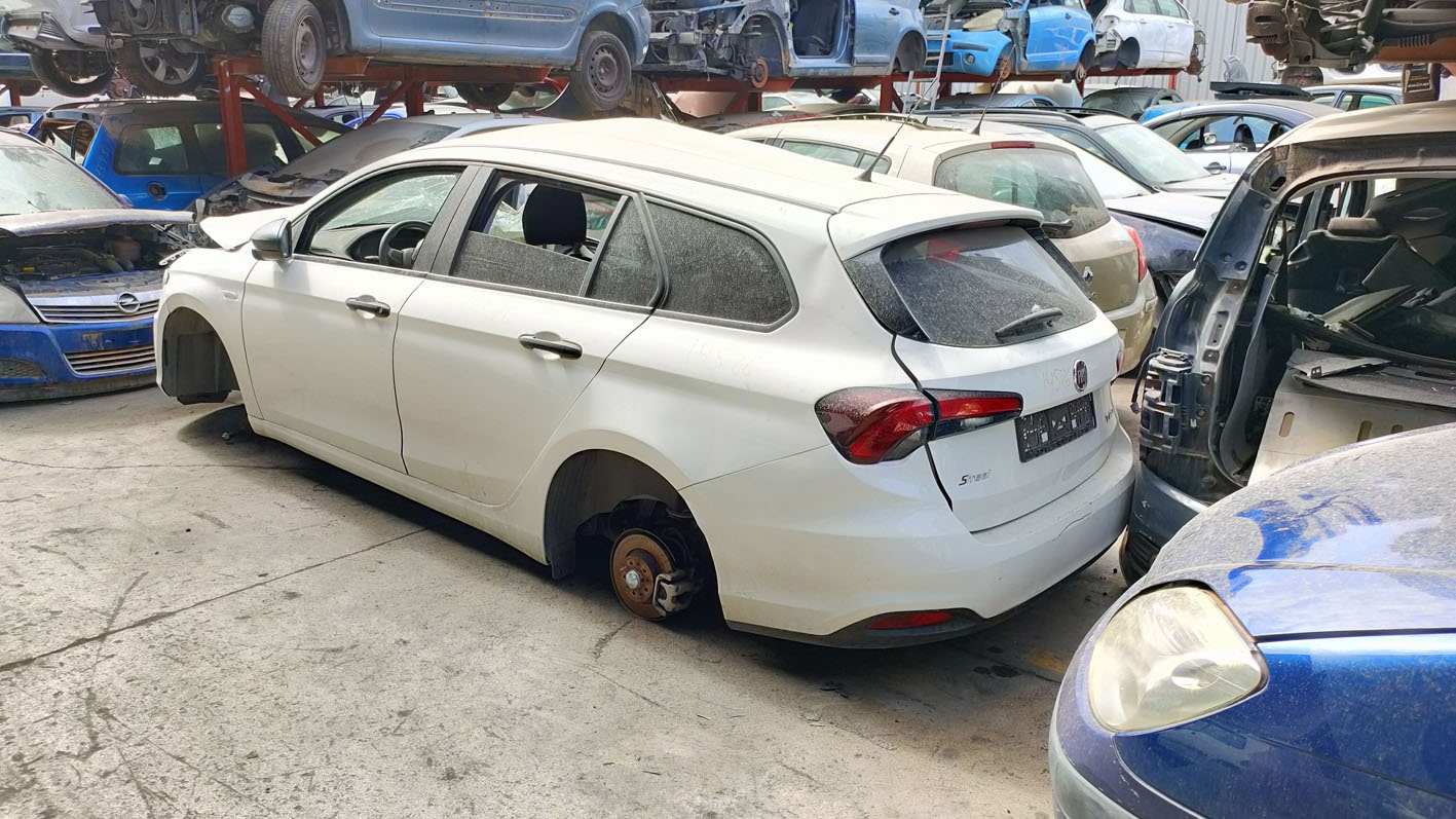 Fiat Tipo en Autodesguace CAT La Mina.