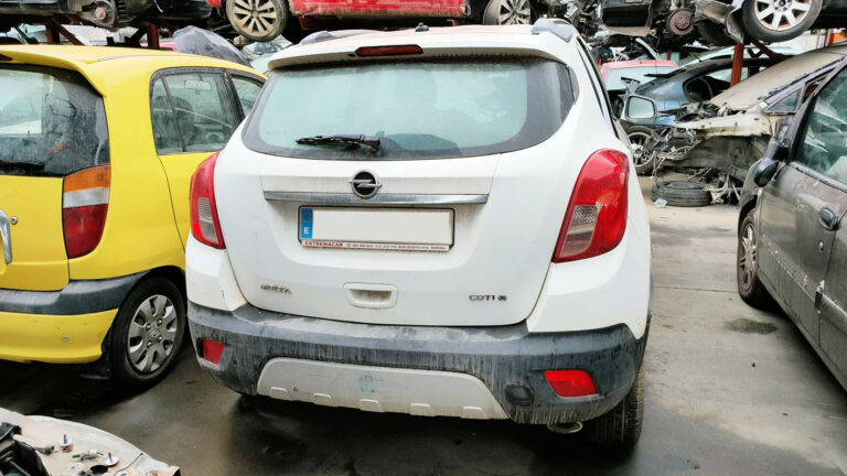 Opel Mokka CDTi X en Autodesguace CAT La Mina.