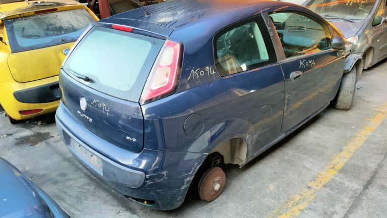 Fiat Punto EVO en Autodesguace CAT La Mina.