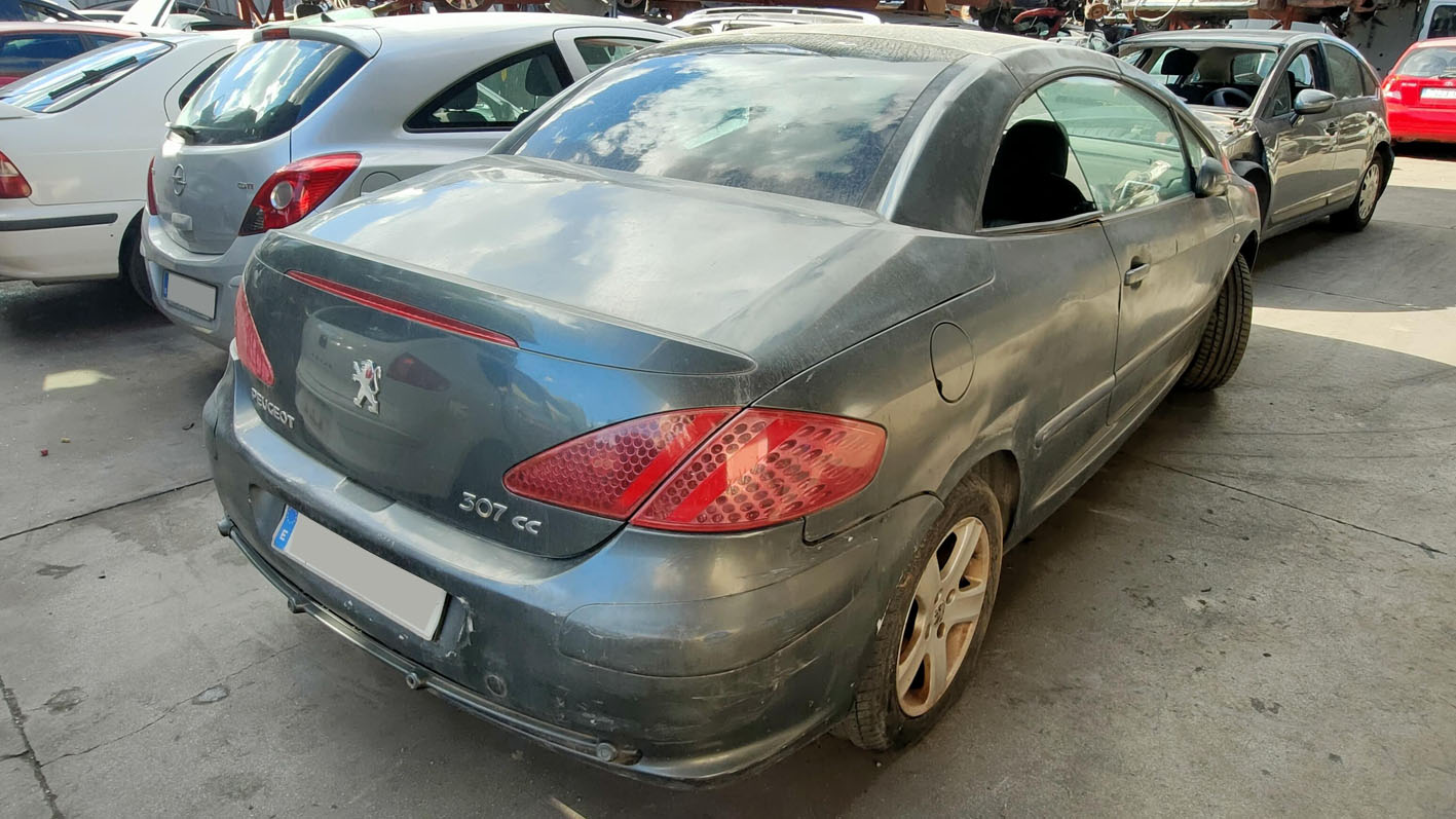 Peugeot 307cc en Autodesguace CAT La Mina.