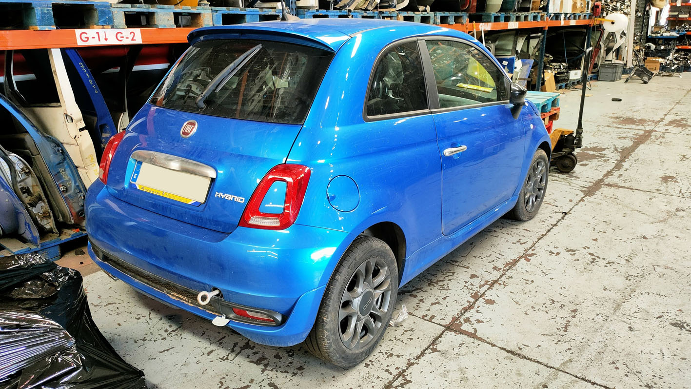 Fiat 500 Hybrid en Autodesguace CAT La Mina.