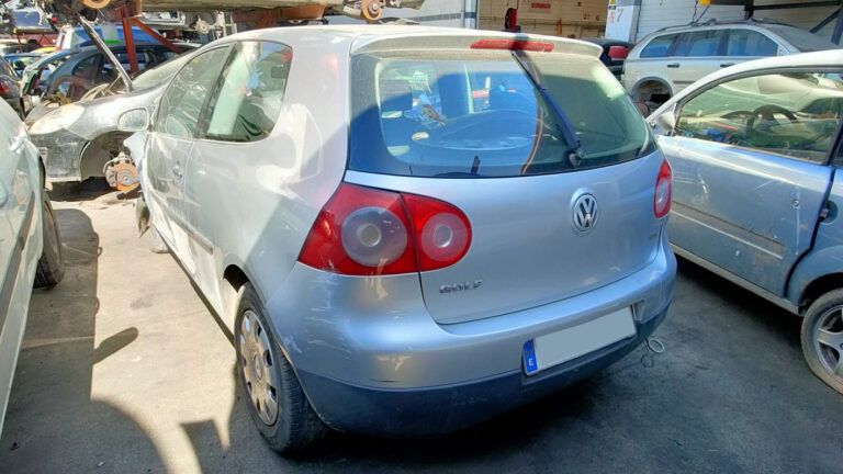 Volkswagen Golf TDi en Autodesguace CAT La Mina.