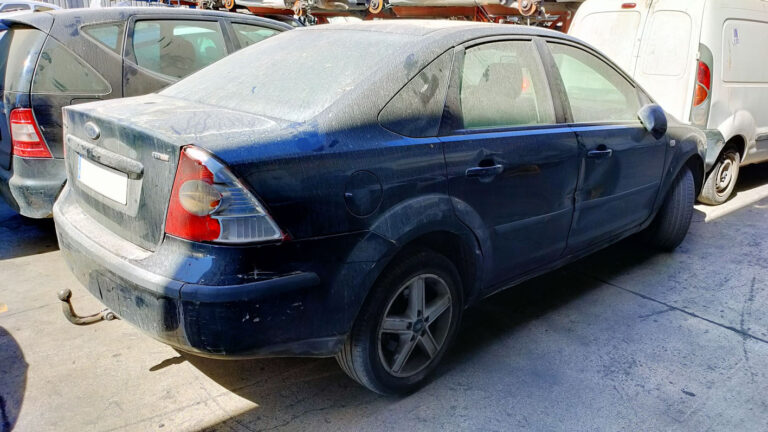 Ford Focus Sedán en Autodesguace CAT La Mina.