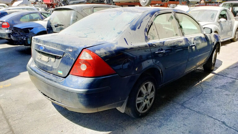 Ford Mondeo en Autodesguace CAT La Mina.