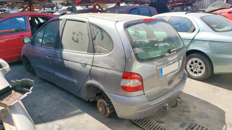 Renault Scenic en Autodesguace CAT La Mina.