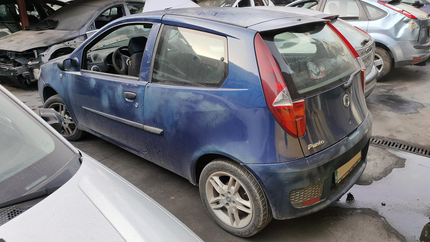 Fiat Punto en Autodesguace CAT La Mina.