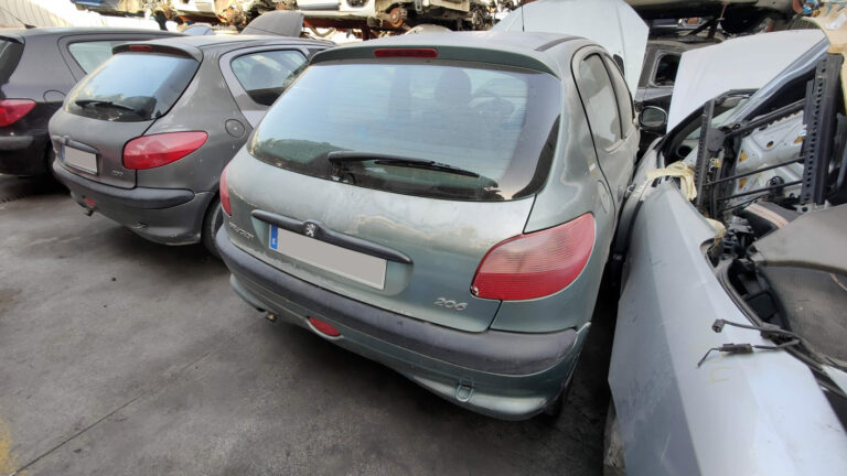 Peugeot 206 en Autodesguace CAT La Mina.