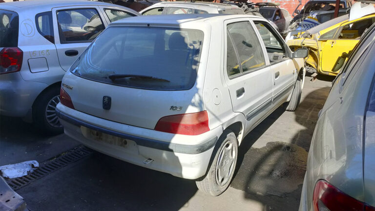 Peugeot 106 en Autodesguace CAT La Mina.