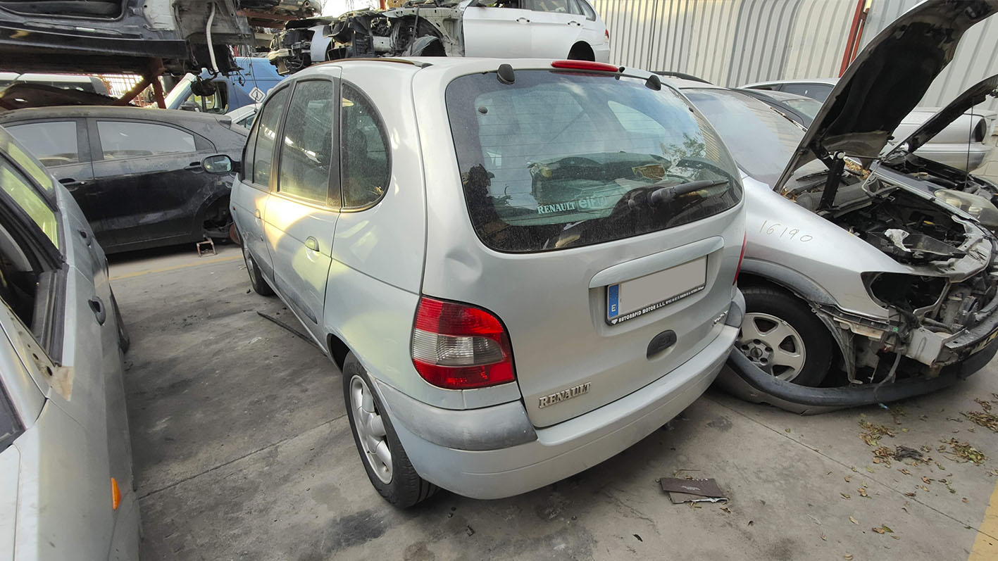 Renault Scenic en Autodesguace CAT La Mina.