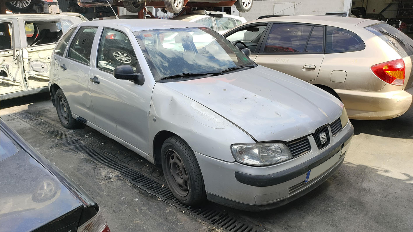 Seat Ibiza en Autodesguace CAT La Mina.