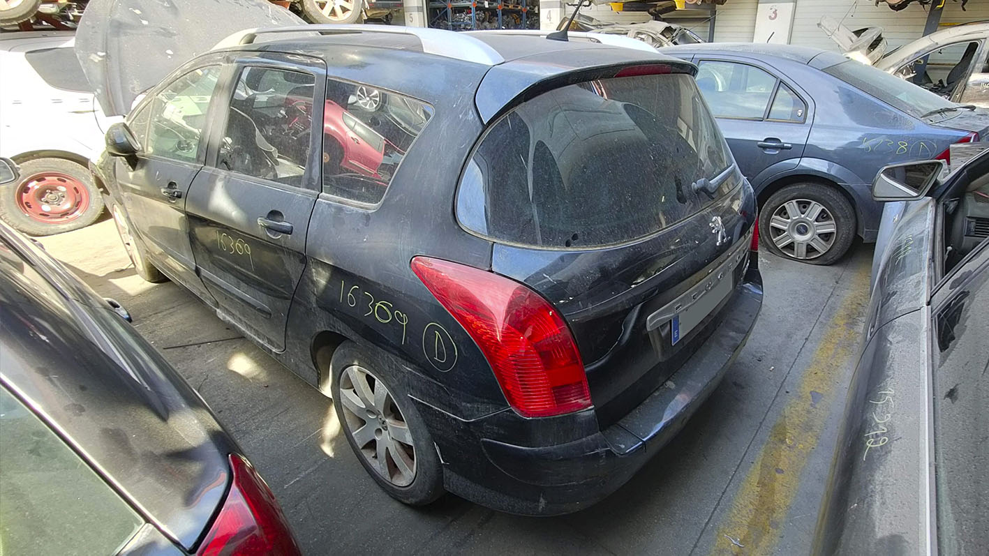 Peugeot 308 SW en Autodesguace CAT La Mina.