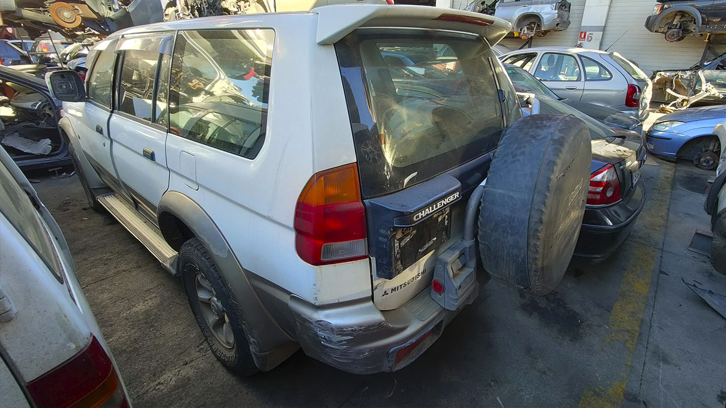 Mitsubishi Montero Sport en Autodesguace CAT La Mina.