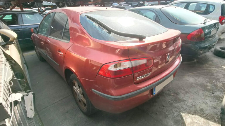 Renault Laguna en Autodesguace CAT La Mina.