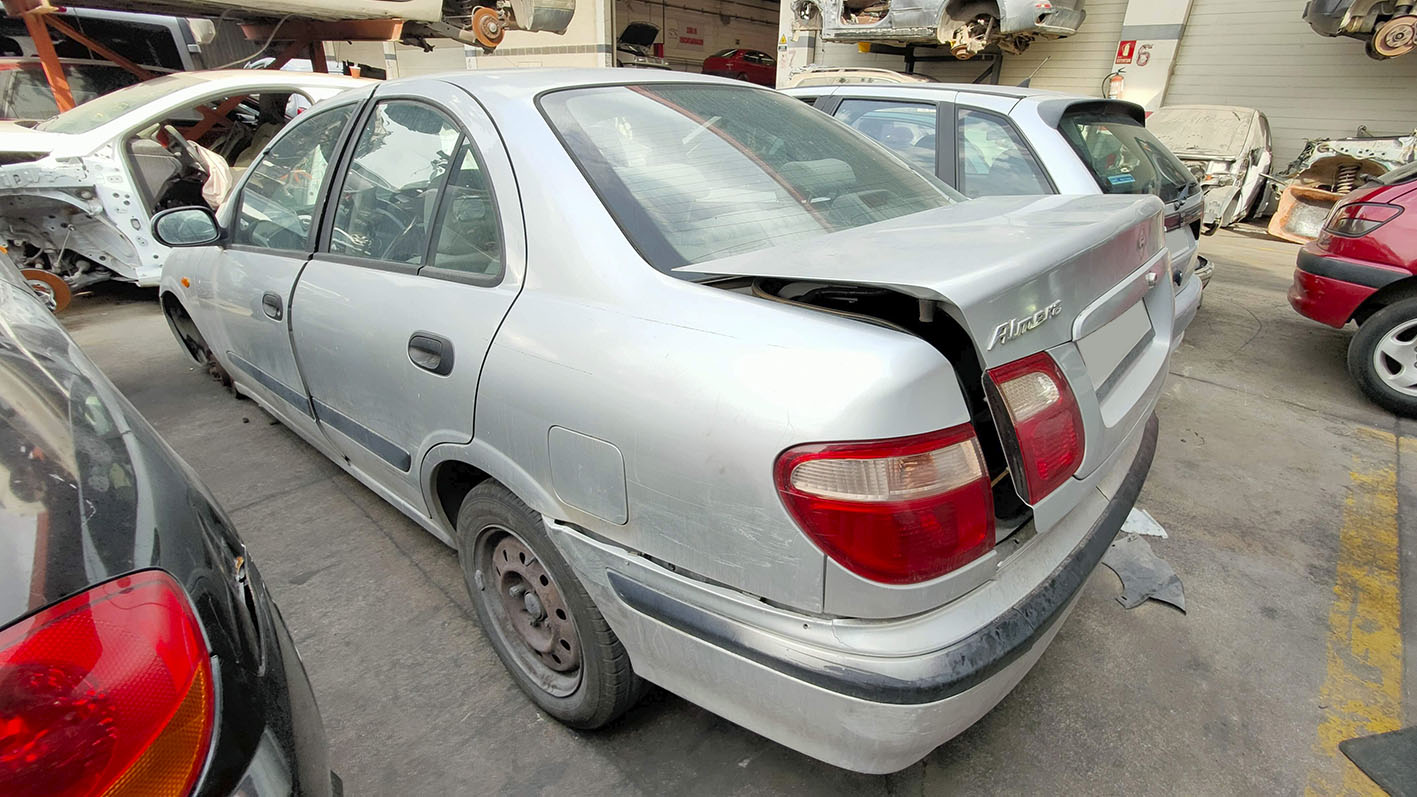 Nissan Almera en Autodesguace CAT La Mina.