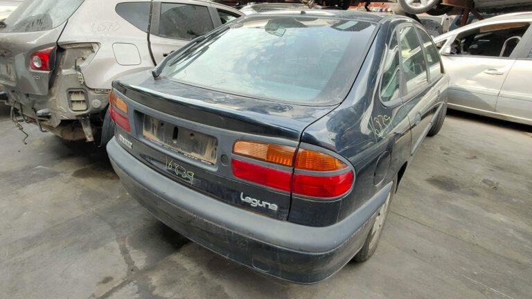 Renault Laguna en Autodesguace CAT La Mina.