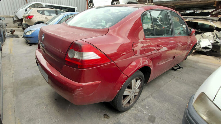 Renault Megane en Autodesguace CAT La Mina.