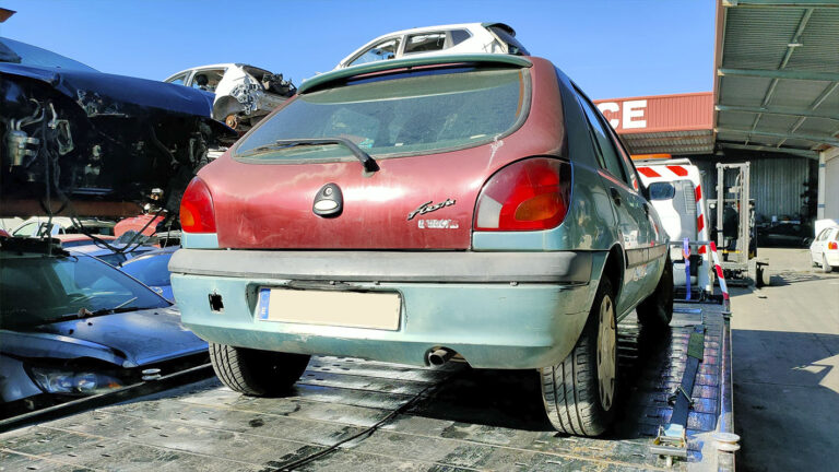 Ford Fiesta en Autodesguace CAT La Mina.