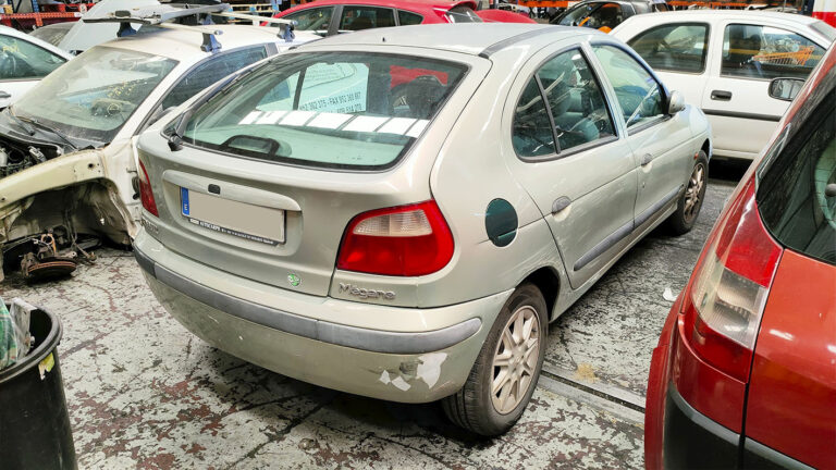 Renault Megane en Autodesguace CAT La Mina.