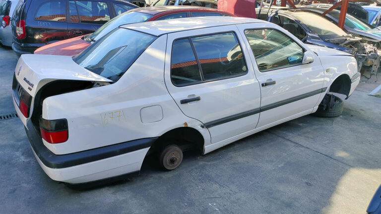 Volkswagen Vento en Autodesguace CAT La Mina.