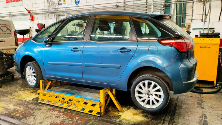 Citroën C4 Picasso en Autodesguace CAT La Mina.