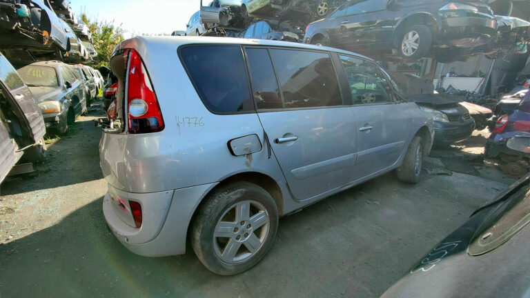 Renault Espace en Autodesguace CAT La Mina.