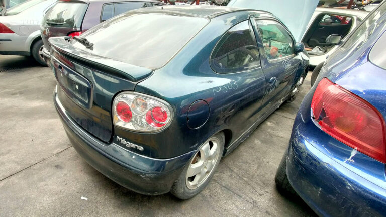 Renault Megane en Autodesguace CAT La Mina.