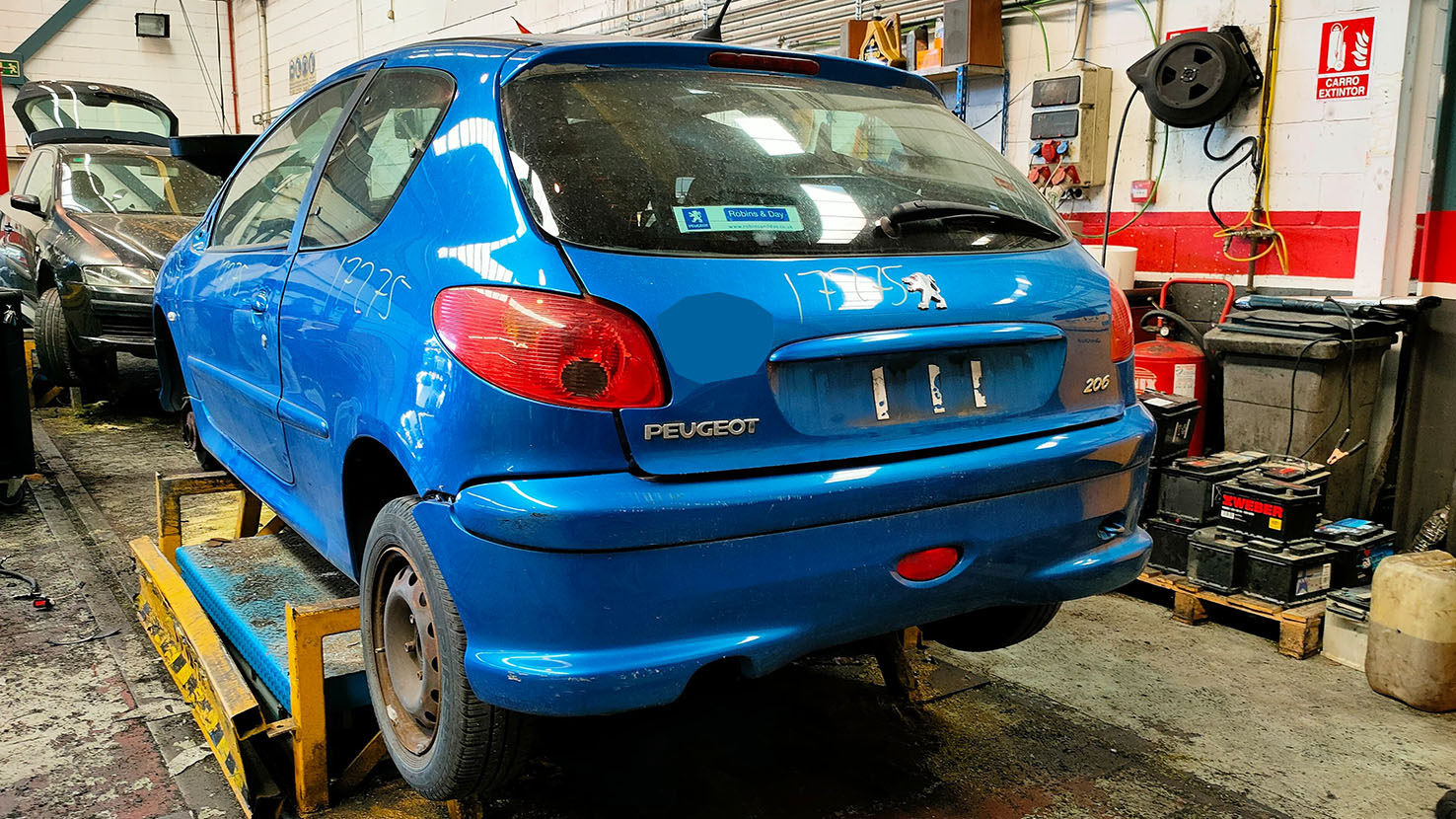 Peugeot 206 en Autodesguace CAT La Mina.