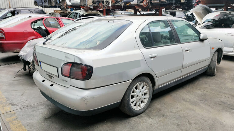 Nissan Primera en Autodesguace CAT La Mina.