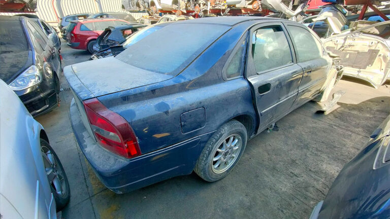 Volvo S80 en Autodesguace CAT La Mina.