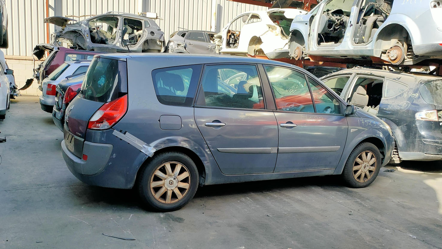 Renault Scenic en Autodesguace CAT La Mina.