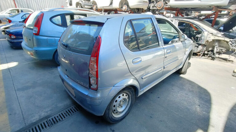 Tata Indica en Autodesguace CAT La Mina.