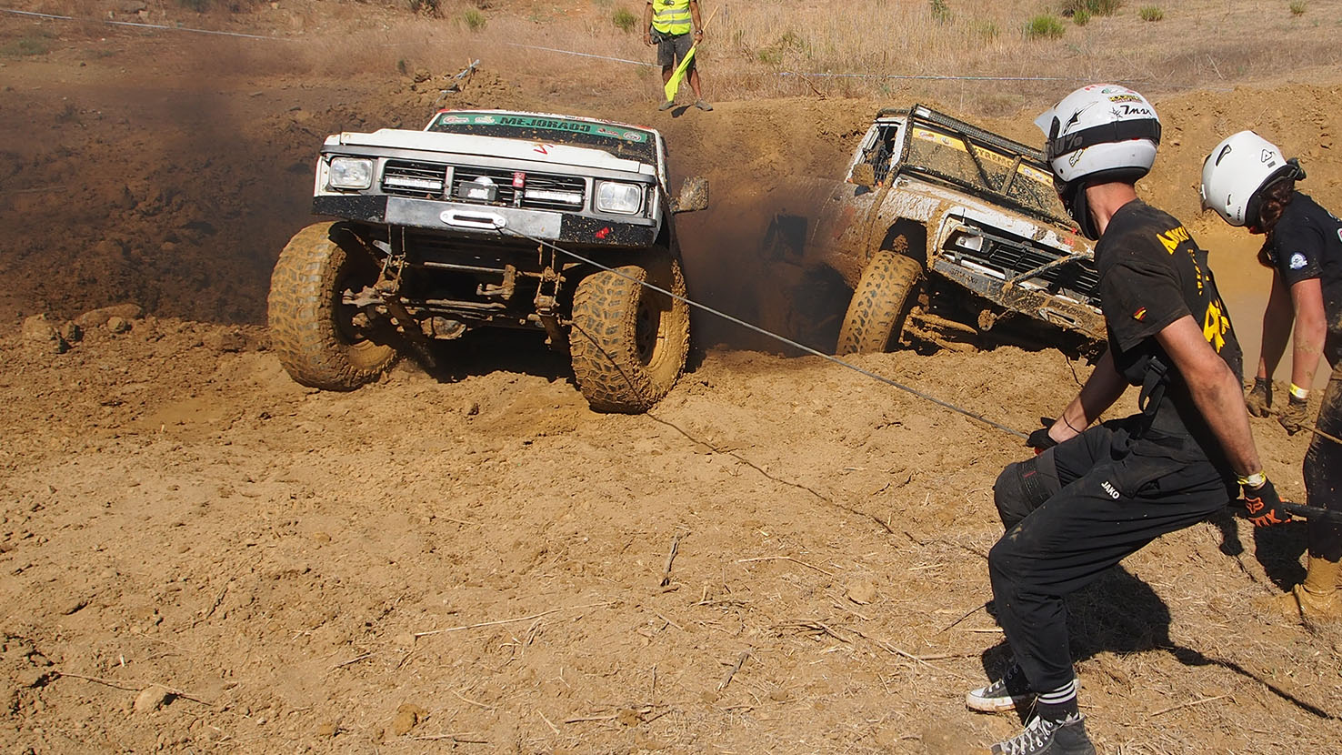 Nissan Patrol en el Extreme 4x4 Super Tirolina.