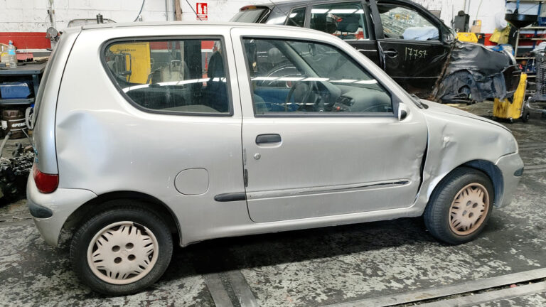 Fiat Seicento en Autodesguace CAT La Mina.