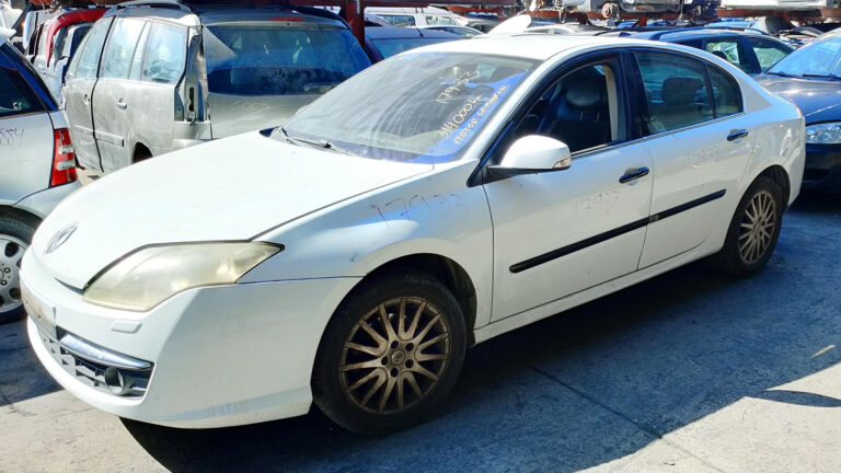 Renault Laguna en Autodesguace CAT La Mina.